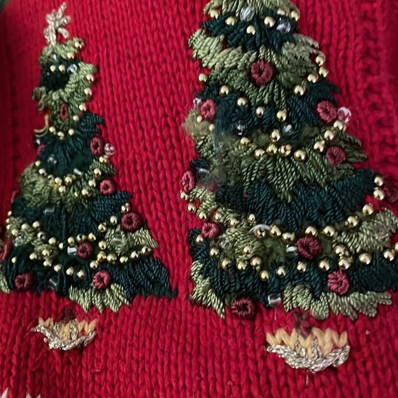 Very Pretty Christmas Sweater Medium, Red with Christmas trees and gifts. - Picture 10 of 10